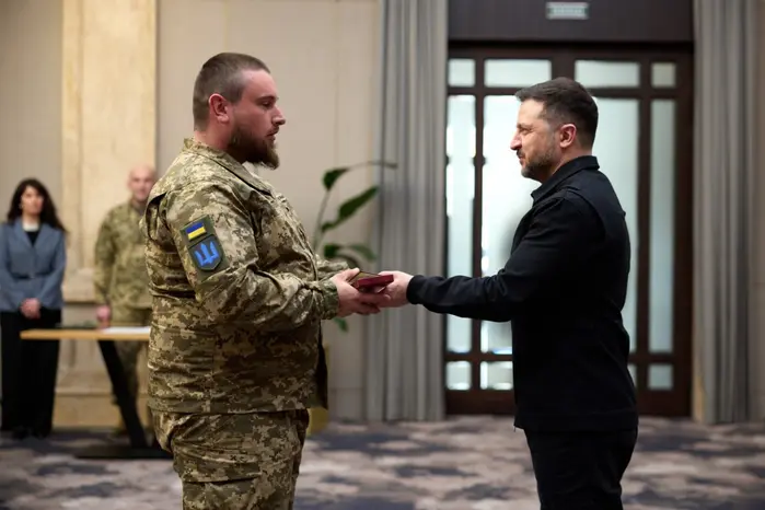 Зеленський вручив нагороди представникам угорської громади Закарпаття