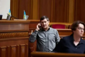 Андрій Одарченко офіційно втратив депутатські повноваження