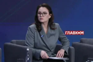 На зарплаті у Милованова. Хто з урядовців отримує мільйони у приватному виші