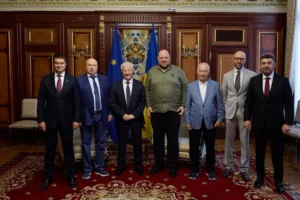 Куди зник Володимир Литвин? Стефанчук зібрав живих голів Верховної Ради (фото)
